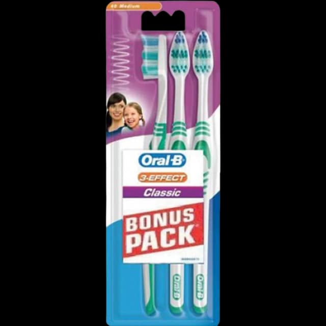 Oral-B Classic 40 Medium Toothbrush (2+1)