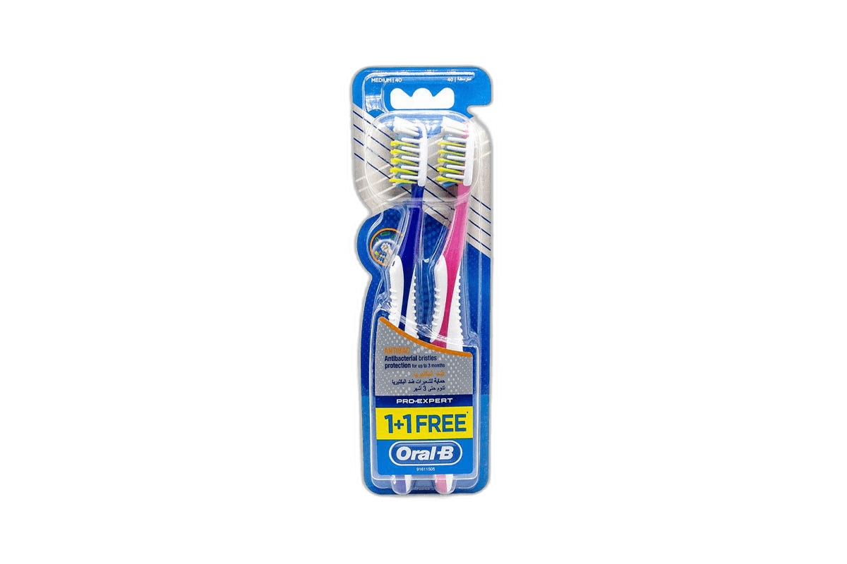 Oral B Pro/Exp 3D Clean T/Brush 40 Med 2 Pack